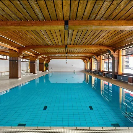 Lejlighed Holiday&stay, Pool, Massagesessel, 85zoll Tv, Kueche
